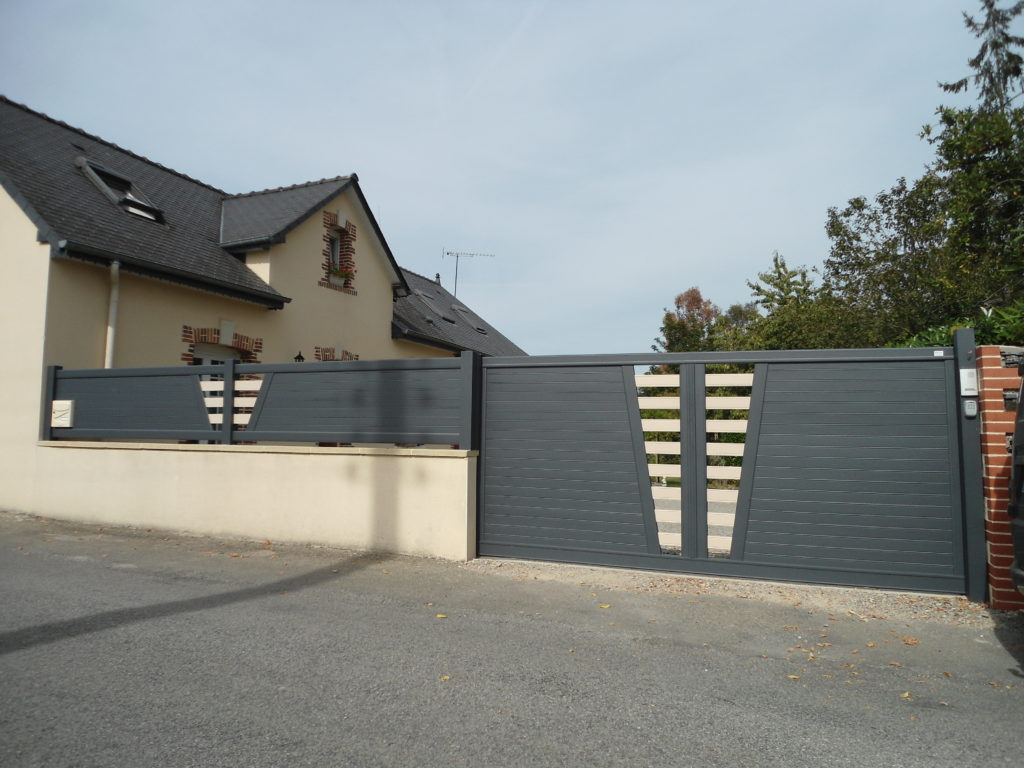 Portail aluminium contemporain Appiano