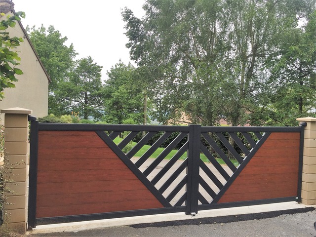 Portail aluminium traditionnel Appiano